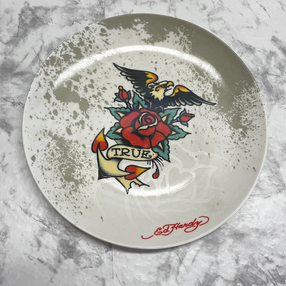 Ed Hardy Plate 8” dinner collectors salad snack dishes collectable jeans co